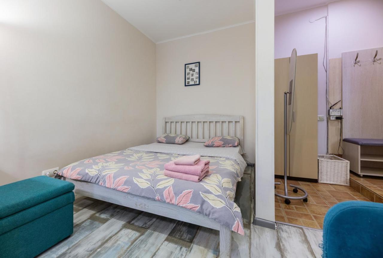 На Палаце Спорта Appartement Kiev Buitenkant foto