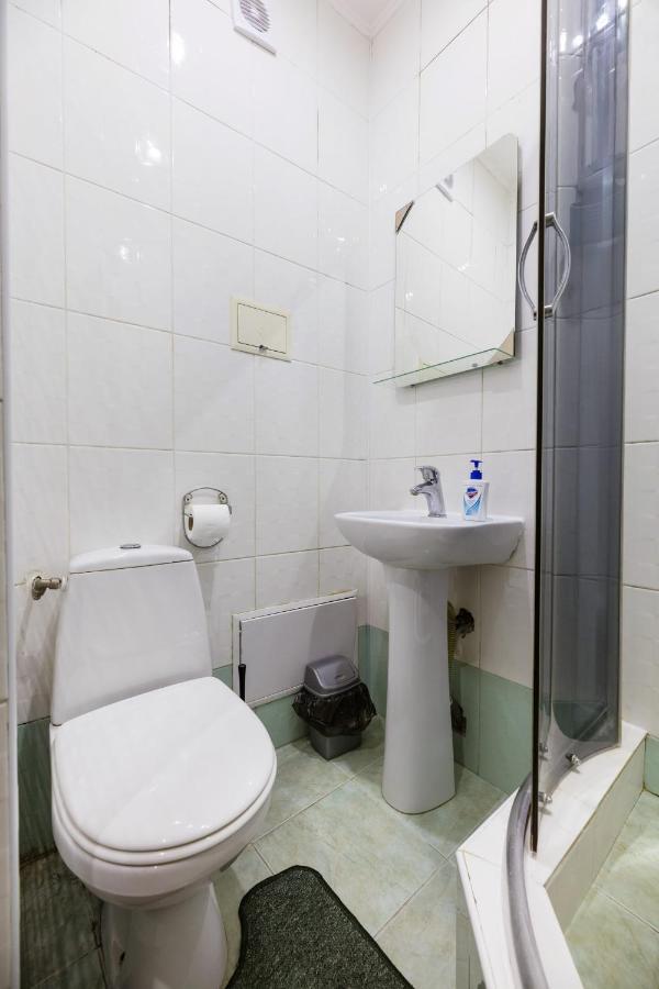 На Палаце Спорта Appartement Kiev Buitenkant foto
